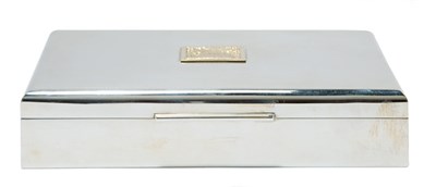 Lot 3306 - Silver Box with Inset Gold Mount Approximately...