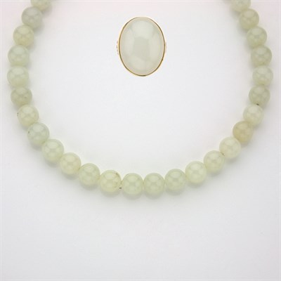 Lot 209 - Light Green Chalcedony Bead Necklace and Ring