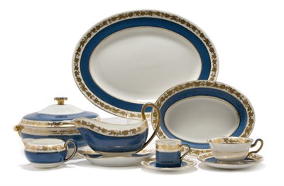 Lot 464 - Wedgwood Porcelain Dinner Service for Twelve...