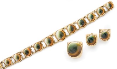 Lot 158 - Gold and Shell Bracelet, Ring and Pair of Earclips