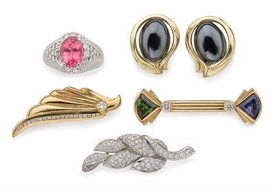 Lot 24 - Group of Jewelry