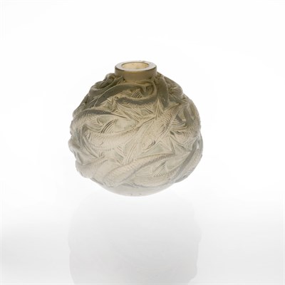 Lot 1549 - Lalique Mold Blown Opalescent Glass Oleron Bud...