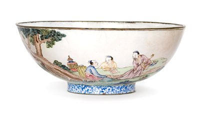Lot 169 - Chinese Enamel Bowl 19th Century The exterior...