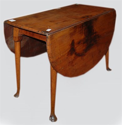 Lot 2178 - Queen Anne Maple Drop-Leaf Table New England,...