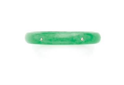 Lot 69 - Jade and Diamond Bangle