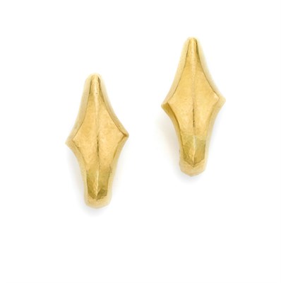 Lot 362 - Pair of Gold Earclips, Lalaounis