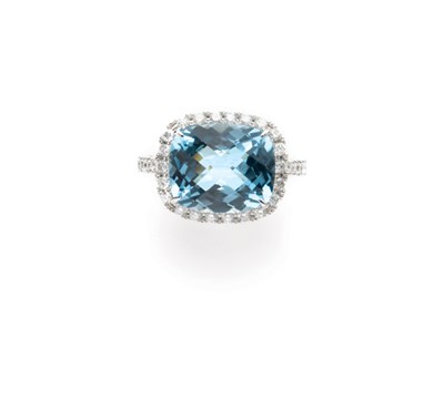 Lot 124 - Blue Topaz and Diamond Ring