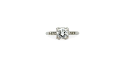 Lot 154 - Diamond Ring