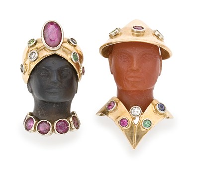 Lot 221 - Pair of Gold, Carved Ebony and Carnelian and Gem-Set Blackamoor Clips