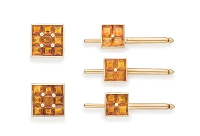 Lot 176 - Gold and Citrine Dress Set