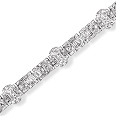 Lot 577 - Art Deco Diamond Bracelet