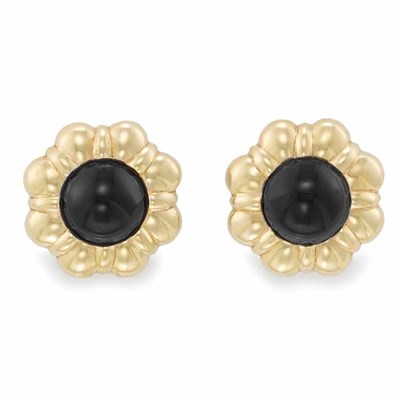 Lot 181 - Pair of Gold and Black Onyx Flower Earrings