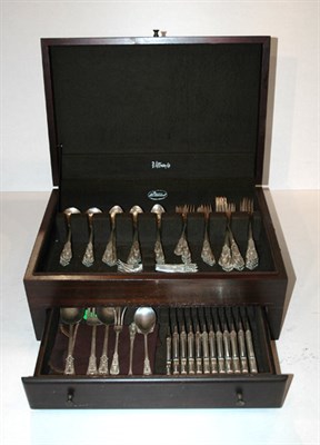 Lot 3273 - Wallace Sterling Silver Flatware Service In...