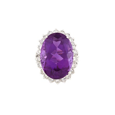 Lot 278 - White Gold, Amethyst and Diamond Ring