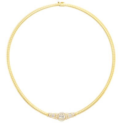 Lot 266 - Gold and Diamond Necklace