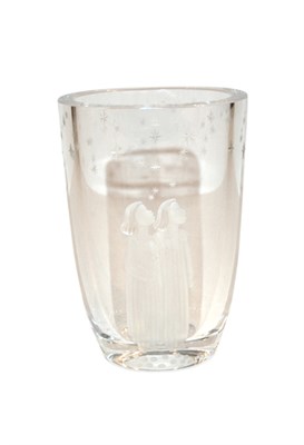 Lot 3650 - Steuben Glass Vase Etched decorated with...