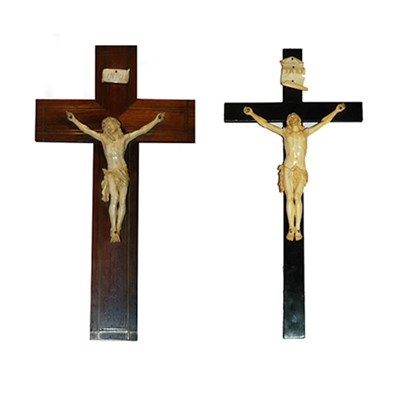 Lot 81 - Two Continental Ivory Figures of Christ 19th...