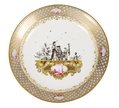Lot 128 - Meissen Style Porcelain Plate The porcelain...