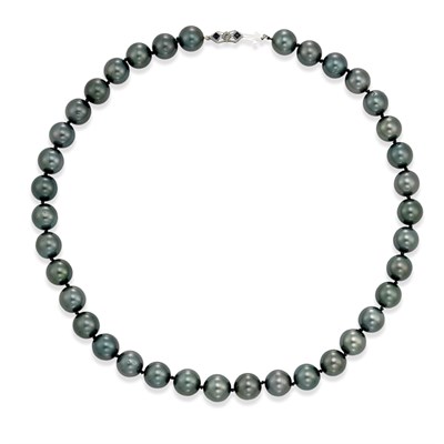 Lot 29 - Black Cultured Pearl Necklace