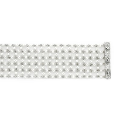 Lot 124 - Platinum and Cultured Pearl Mesh Choker Necklace with Diamond Clasp