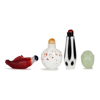 Lot 242 - Group of Chinese Snuff Bottles 19th/20th...