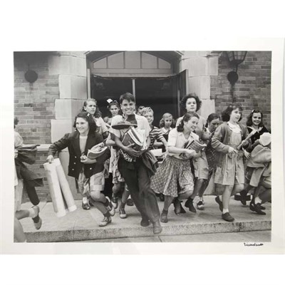 Lot 228 - EISENSTAEDT, ALFRED (1898-1995) Students in...