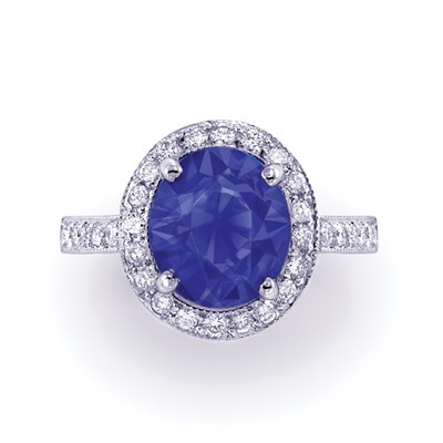 Lot 562 - Sapphire and Diamond Ring