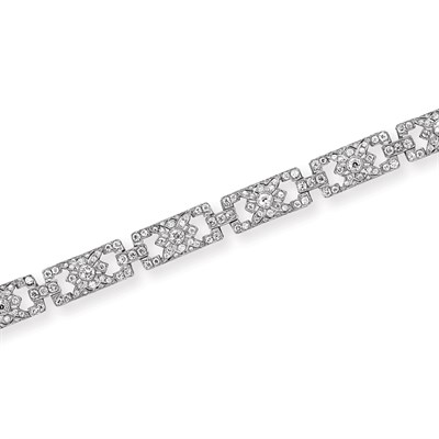 Lot 585 - Diamond Bracelet