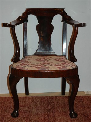 Lot 255 - Queen Anne Style Mahogany Armchair