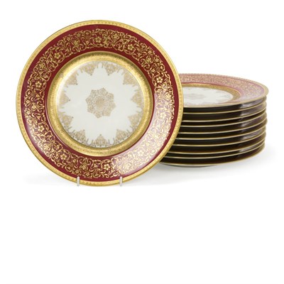 Lot 476 - Set of Eleven Czechoslovakian Claret and Gilt...