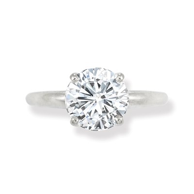 Lot 591 - Diamond Ring