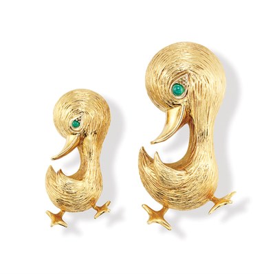 Lot 493 - Pair of Gold and Dyed Green Chalcedony Duck Clip-Brooches, O.J. Perrin