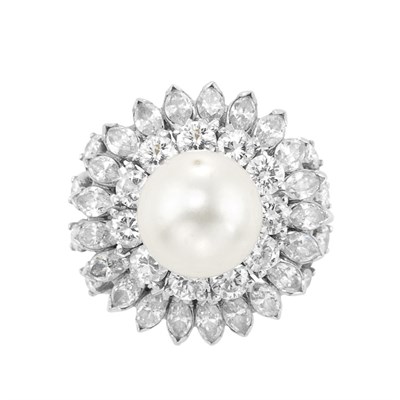 Lot 163 - Cultured Pearl and Diamond Ring
