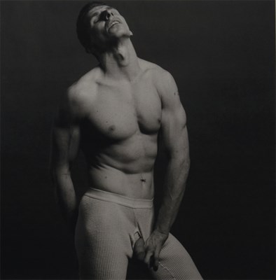 Lot 194 - MAPPLETHORPE, ROBERT (1946-1989) Untitled...