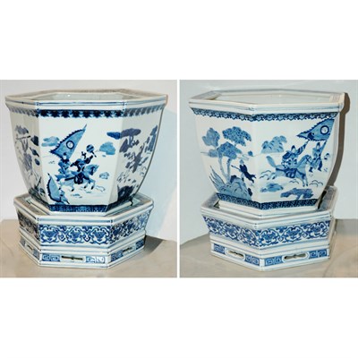 Lot 496 - Pair of Chinese Export Blue and White...