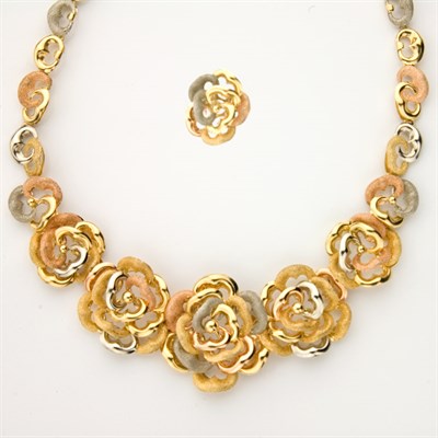 Lot 852 - Tricolor Gold Necklace and Flower Ring