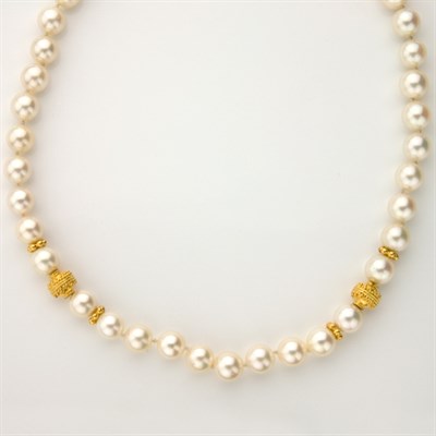 Lot 421 - Long Cultured Pearl and Gold Bead Necklace