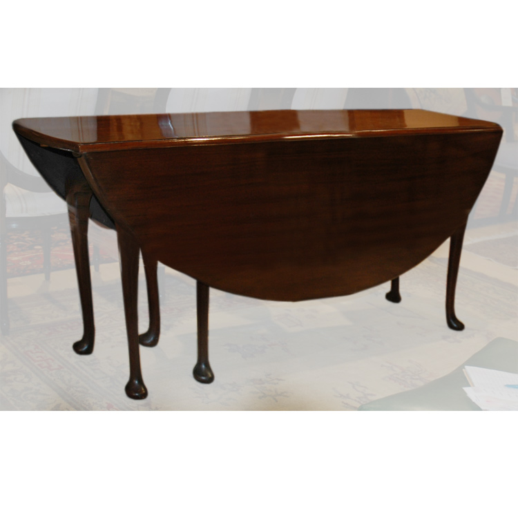 Lot 285 - Queen Anne Style Mahogany Wake Table Height 29...
