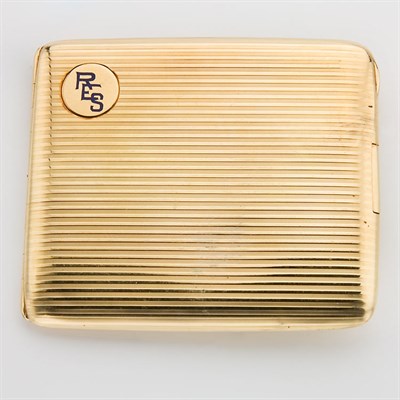 Lot 602 - Gold Cigarette Case