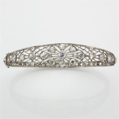 Lot 544 - Edwardian Platinum and Diamond Bangle
