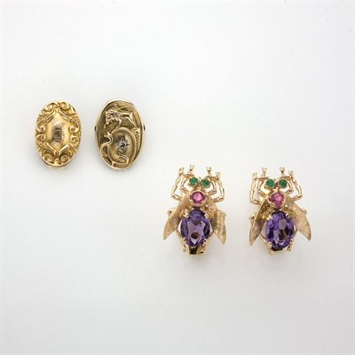 Lot 427 - Group of Four Pairs of Cufflinks and Three Tie Clips