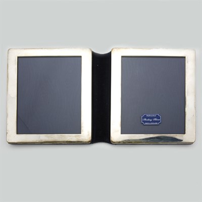 Lot 134 - Sterling Silver Picture Frame and a Sterling Silver Cigarettte Case