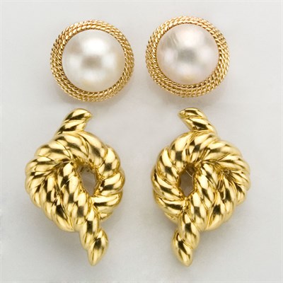 Lot 241 - Pairs of Gold Earclips and Pair of Gold and Mabe Pearl Earclips