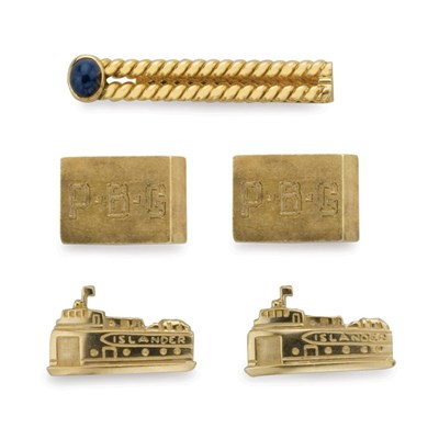 Lot 400 - Group of Gold Gentleman's Items