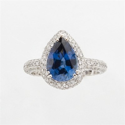 Lot 836 - White Gold, Sapphire and Diamond Ring