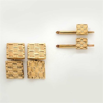 Lot 803 - Gold Dress Set