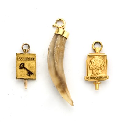 Lot 597 - Assorted Group of Gold and Metal Jewelry