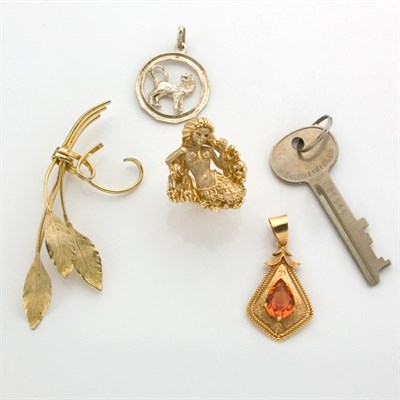 Lot 31 - Assorted Group of Gold, Silver and Metal Jewelry
