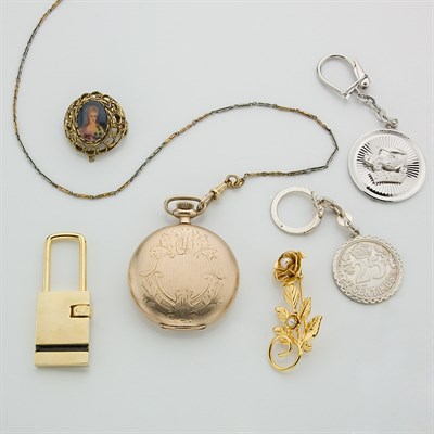 Lot 84 - Assorted Group of Gold and Metal Jewelry