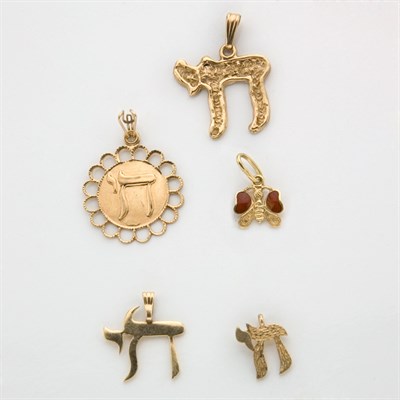 Lot 78 - Assorted Group of Gold and Metal Jewelry